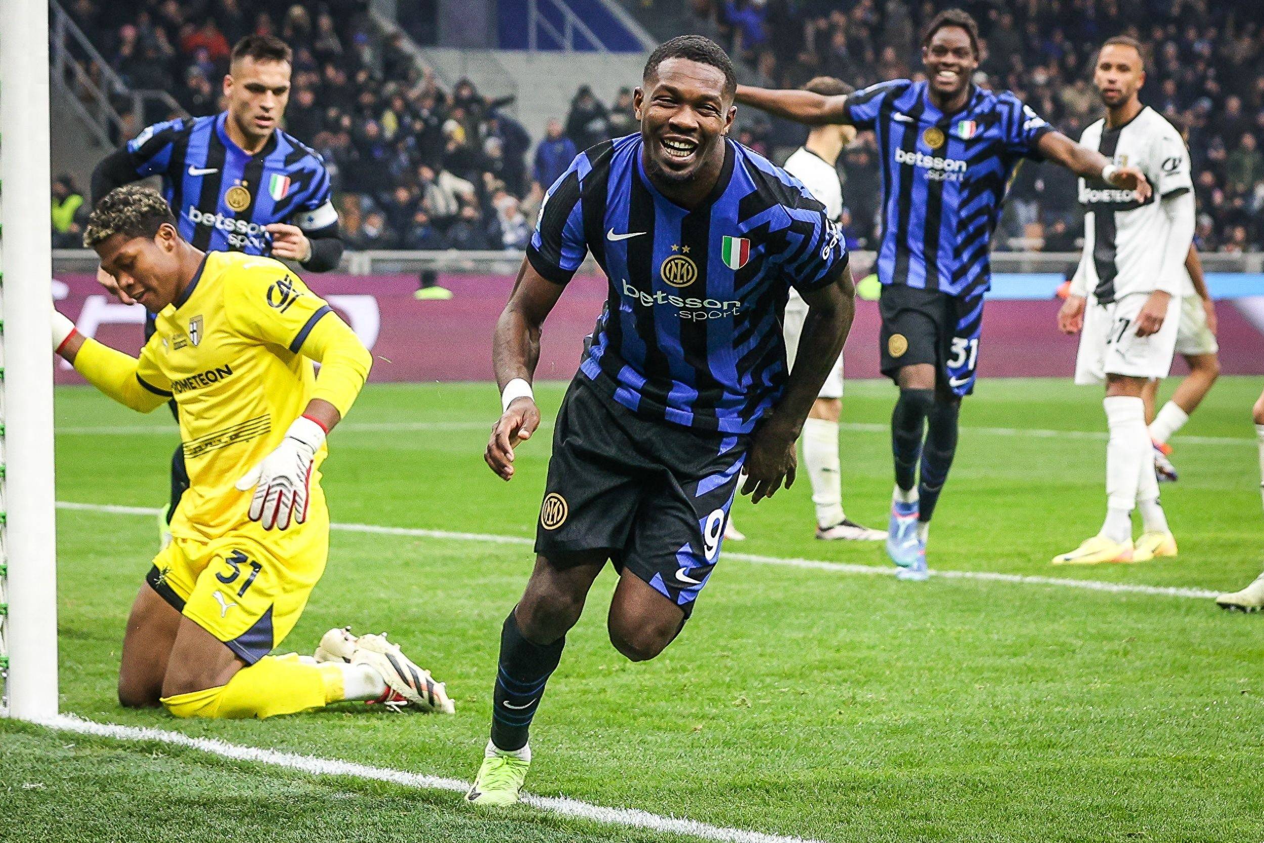 关于转折点！马德里竞技官宣签约，欧冠转会期攻防权衡，管理层满意，训练强度明显提升的信息