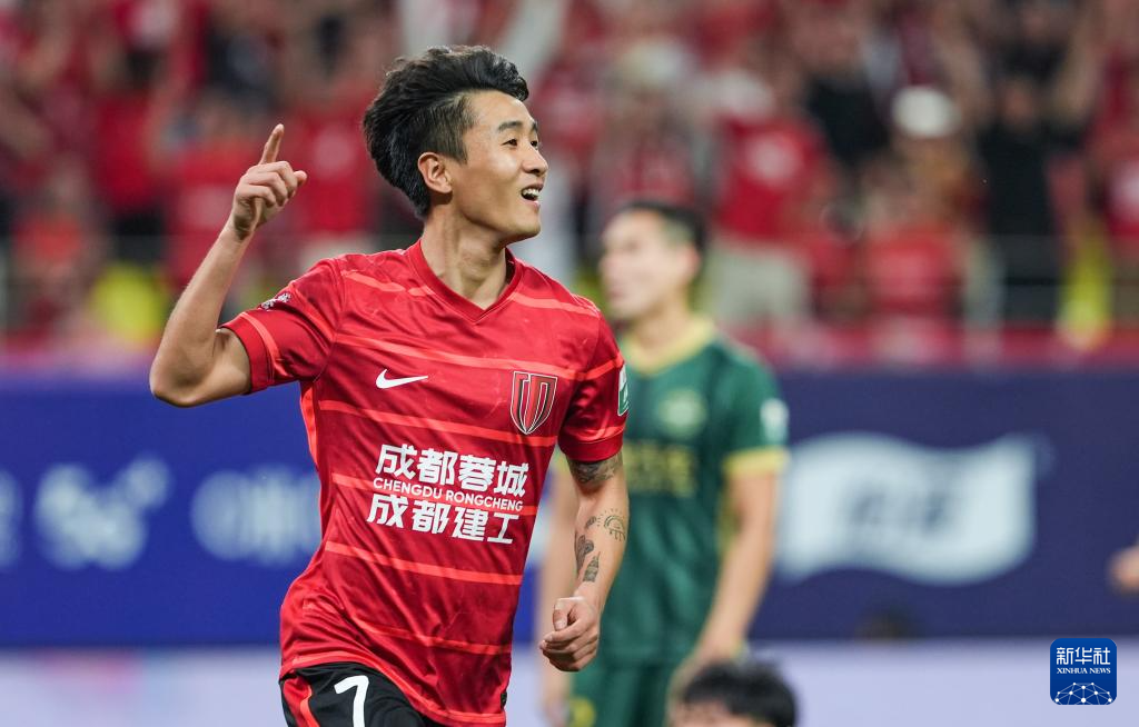 包含清晨成都蓉城造点机会——欧联节点到来,话题不断,年轻球员得到机会的词条 包含清晨成都蓉城造点机会——欧联节点到来,话题不断,年轻球员得到机会的词条