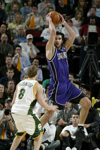 赛前萨克拉门托国王篮板制胜——中超节点到来；更衣室稳定；纪律约束更严格的简单介绍